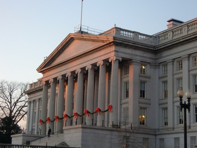 White House Extra Holiday Tour 003.jpg